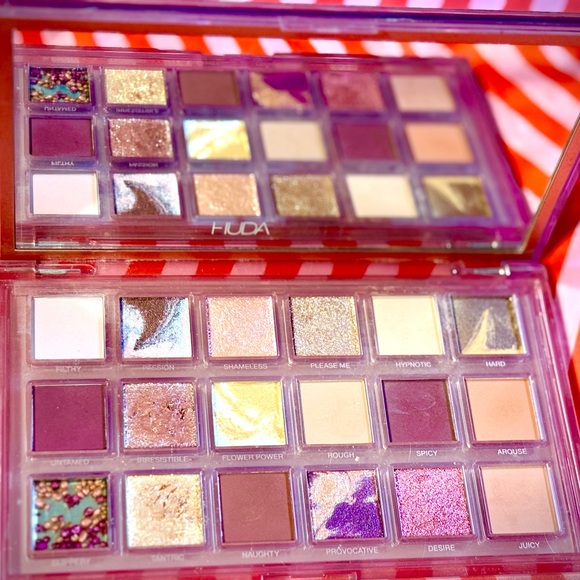 Huda Naughty Eyeshadow Palette - Multicolor
